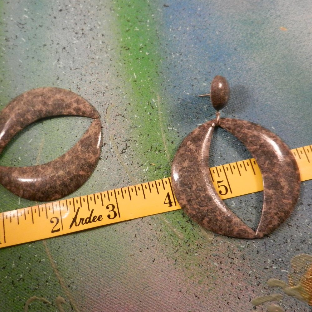 VTG Contempo hoop pierced earrings large drop and dangle green gray camo grunge - Picture 10 of 10